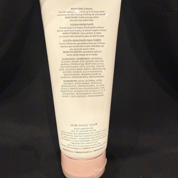 Mary Kay Hello Clean Set 2-in-1 Body Wash & Shave Gel and Hydrating Lotion - Picture 5 of 5